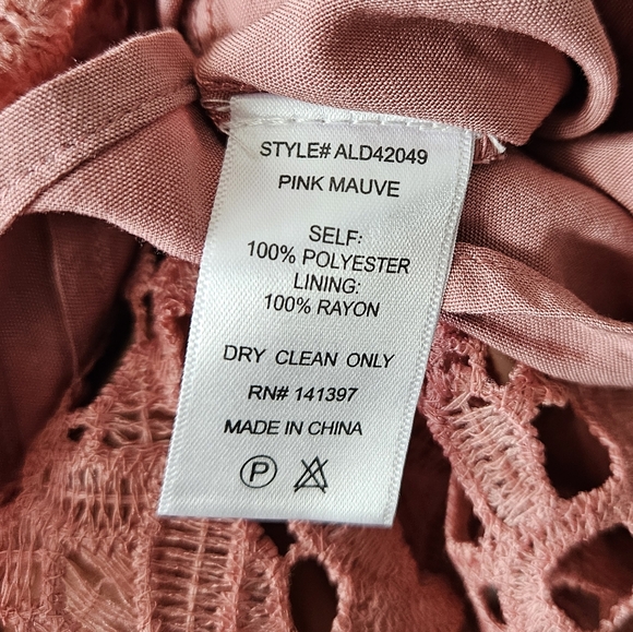 ASTR The Label Lace A Line Midi Dress Pink Mauve Size: Medium - Picture 15 of 16